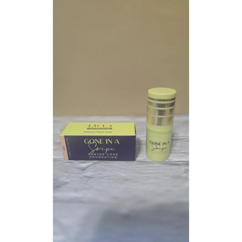 New LWYA Center Core Foundation Shade Fair In Box Never Used 7.5 Grams Buildable